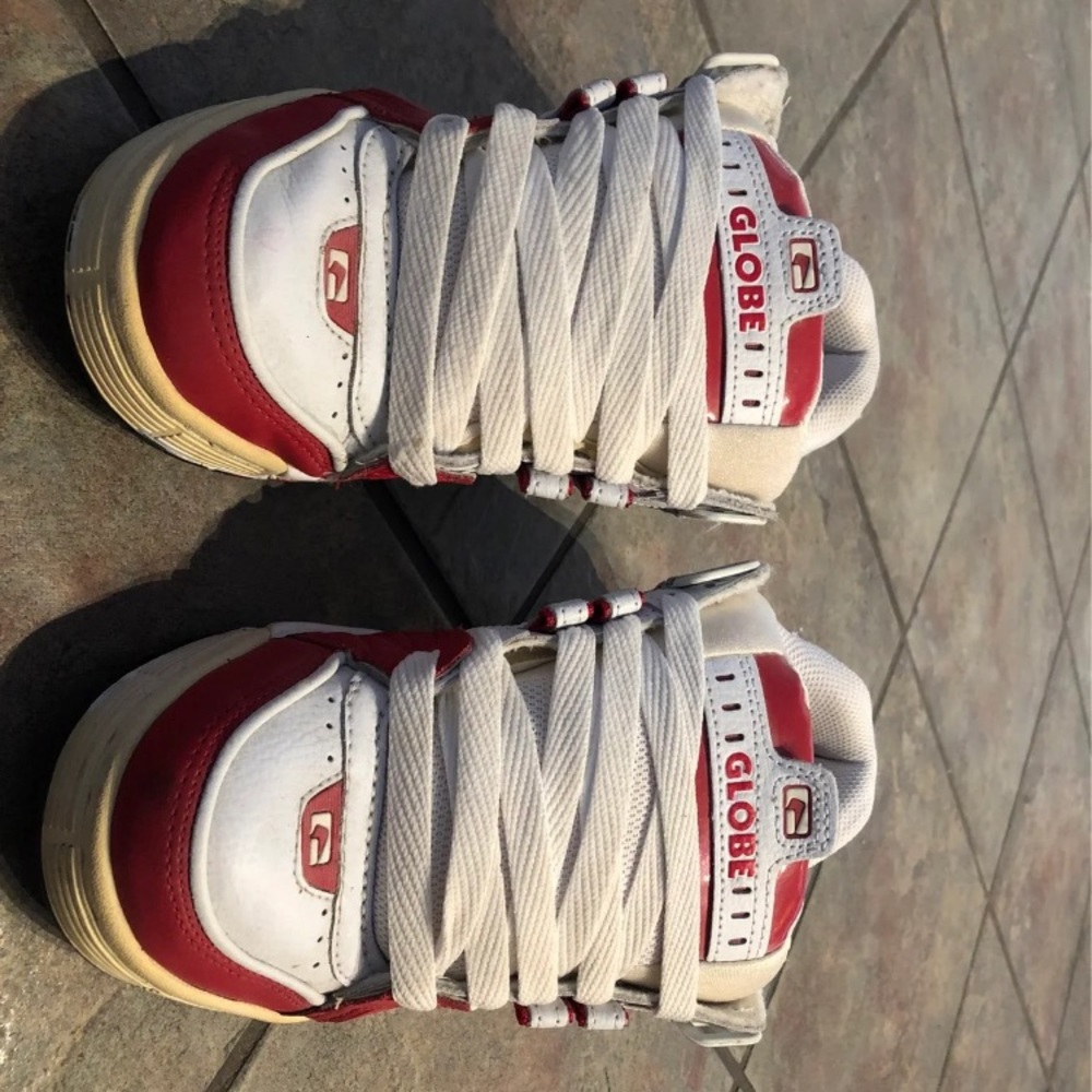 Globe Sabre Mens RARE Skate Shoes Size 11 White/Red